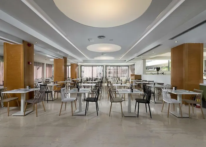 Island Resorts Marisol Hotel